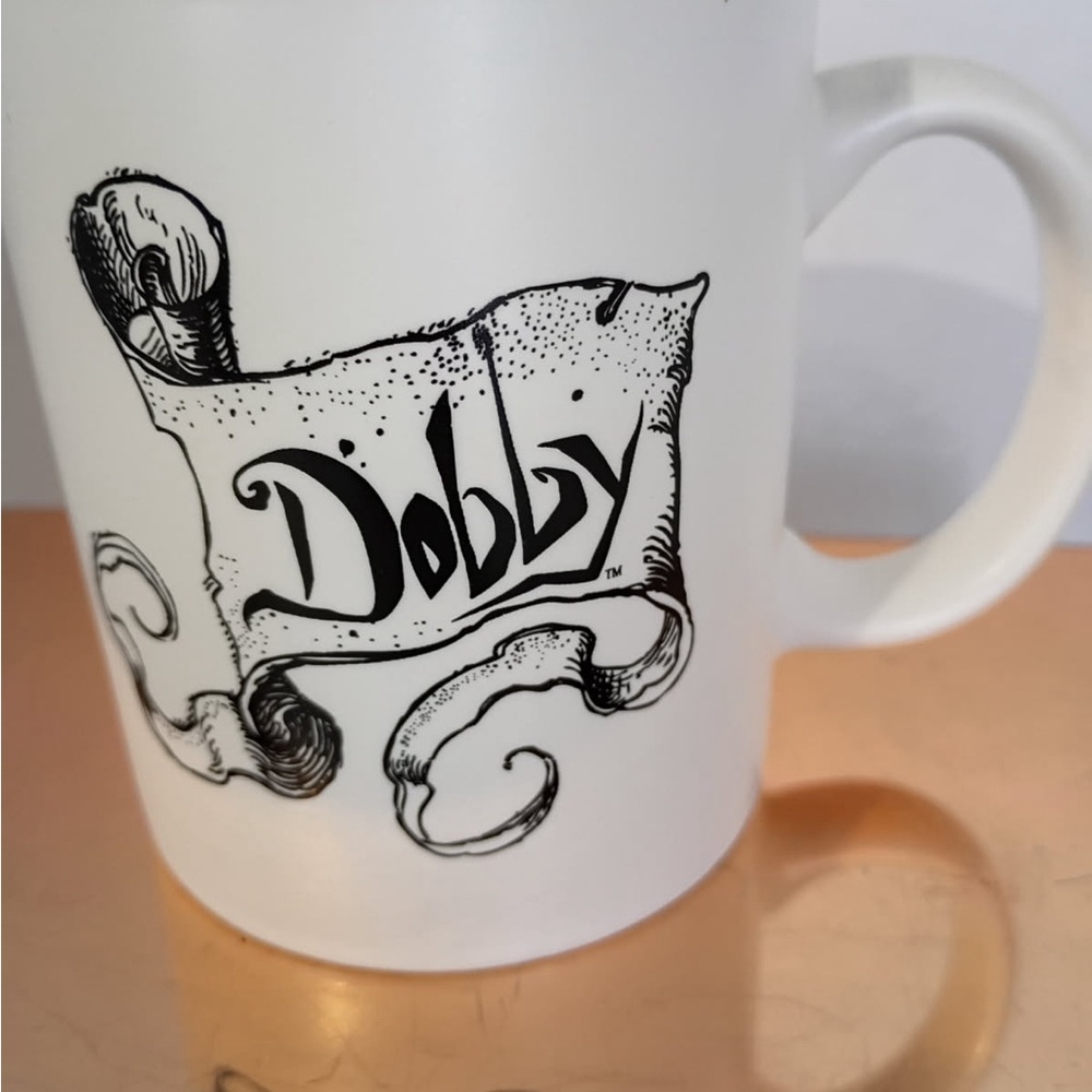 Harry Potter Dobby Mug “One Can Never Have Enough Socks” - Picture 2 of 5